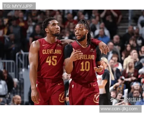 2018年10月老鹰队与骑士队激战回顾精彩瞬间与赛场亮点分析