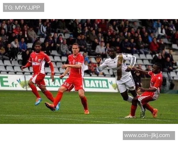 勒芒与沙托鲁的较量揭示法乙联赛的竞争格局与未来发展潜力